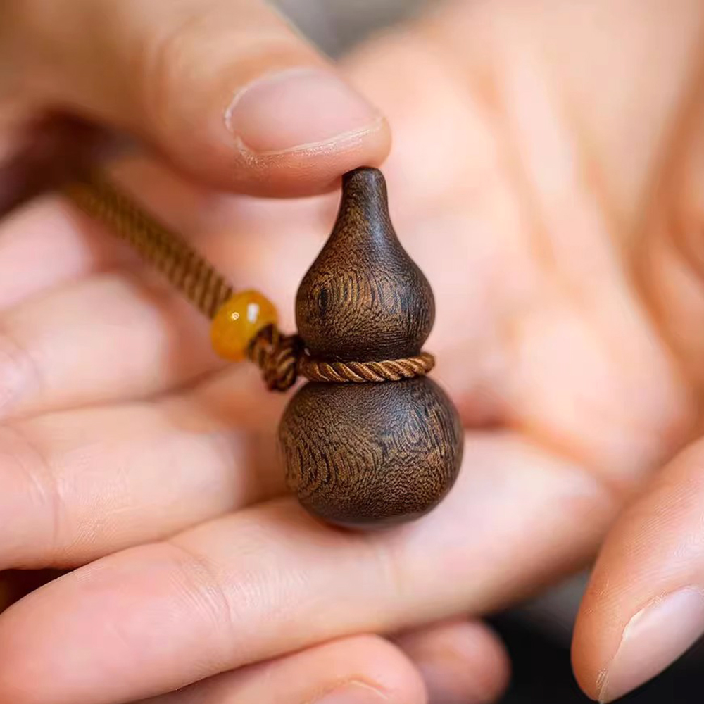 Zen Yoga Fitness - Handcarved Sandalwood Gourd Necklace China Zen